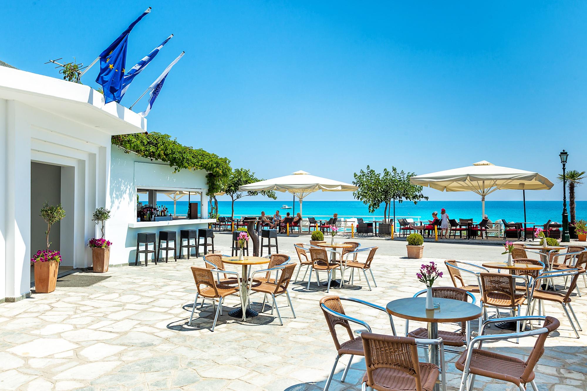 Xenios Dolphin Beach Hotel Posidi Exterior foto