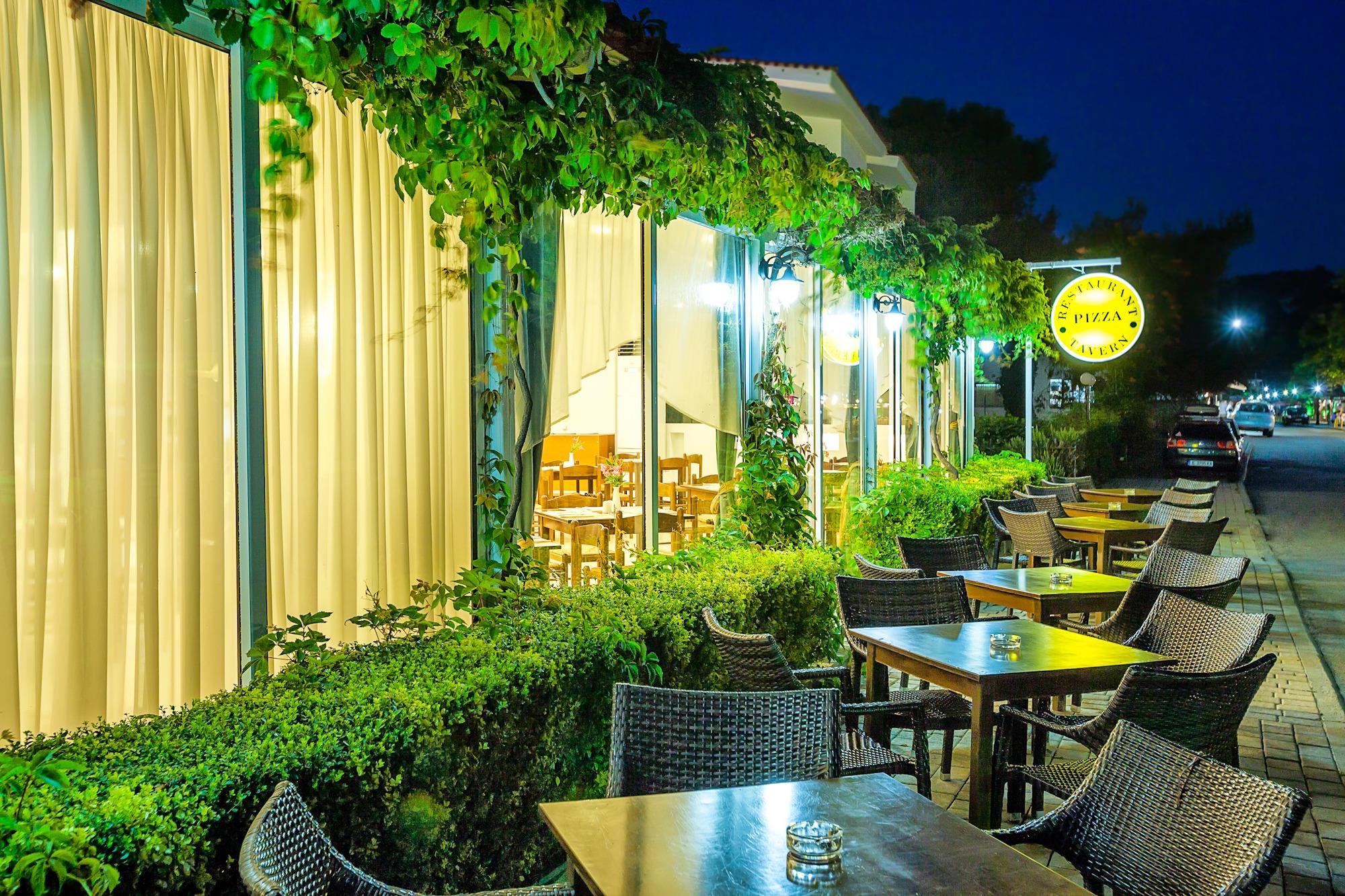 Xenios Dolphin Beach Hotel Posidi Exterior foto