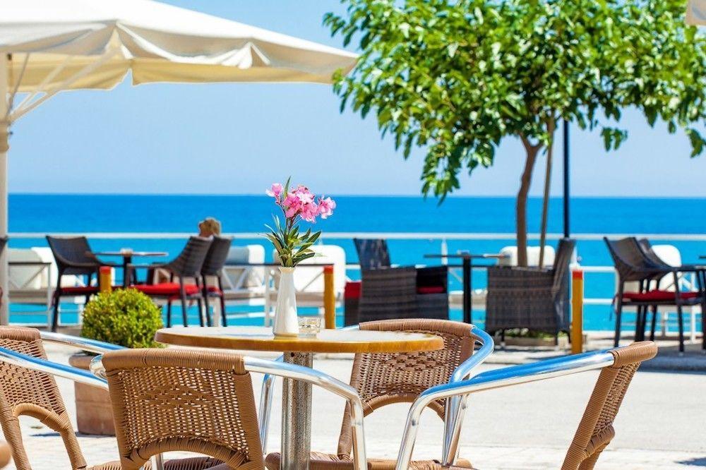Xenios Dolphin Beach Hotel Posidi Exterior foto